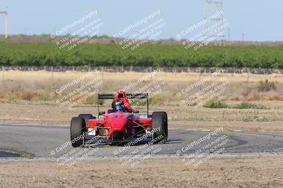 media/Apr-30-2022-CalClub SCCA (Sat) [[98b58ad398]]/Group 6/Race (Outside Grapevine)/